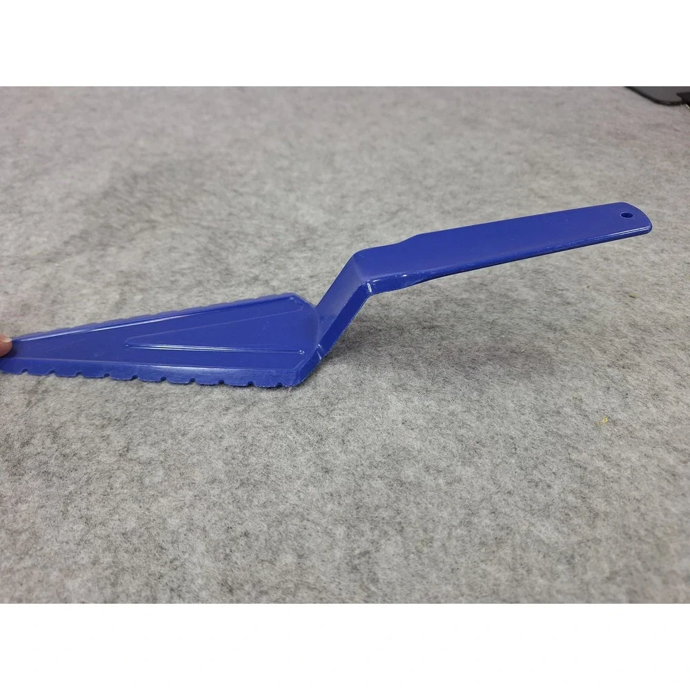 Tupperware Blue Plastic Serrated Cake Pie Server Slicer Vintage Kitchen Tool